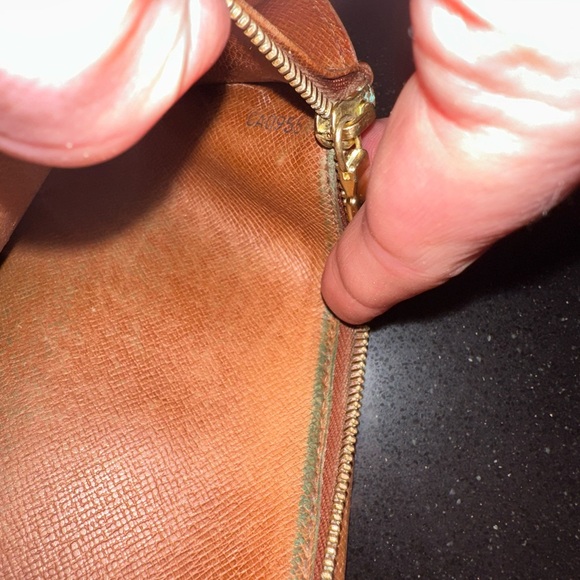 Louis Vuitton Sarah Long Wallet 100% AUTHENTIC. - Picture 15 of 15